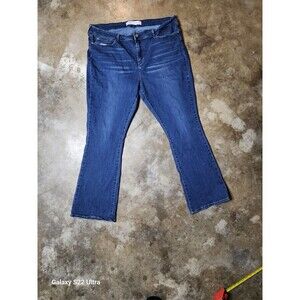 Signature Levi Strauss Mid Rise Boot Cut Denim Blue Jeans 35x32 Womens